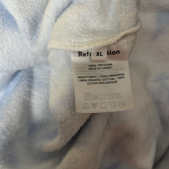 Reformation hoodie. Size XL - Picture 7 of 7